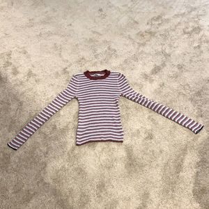 American Eagle Form Fitting Sweater. Size Medium.